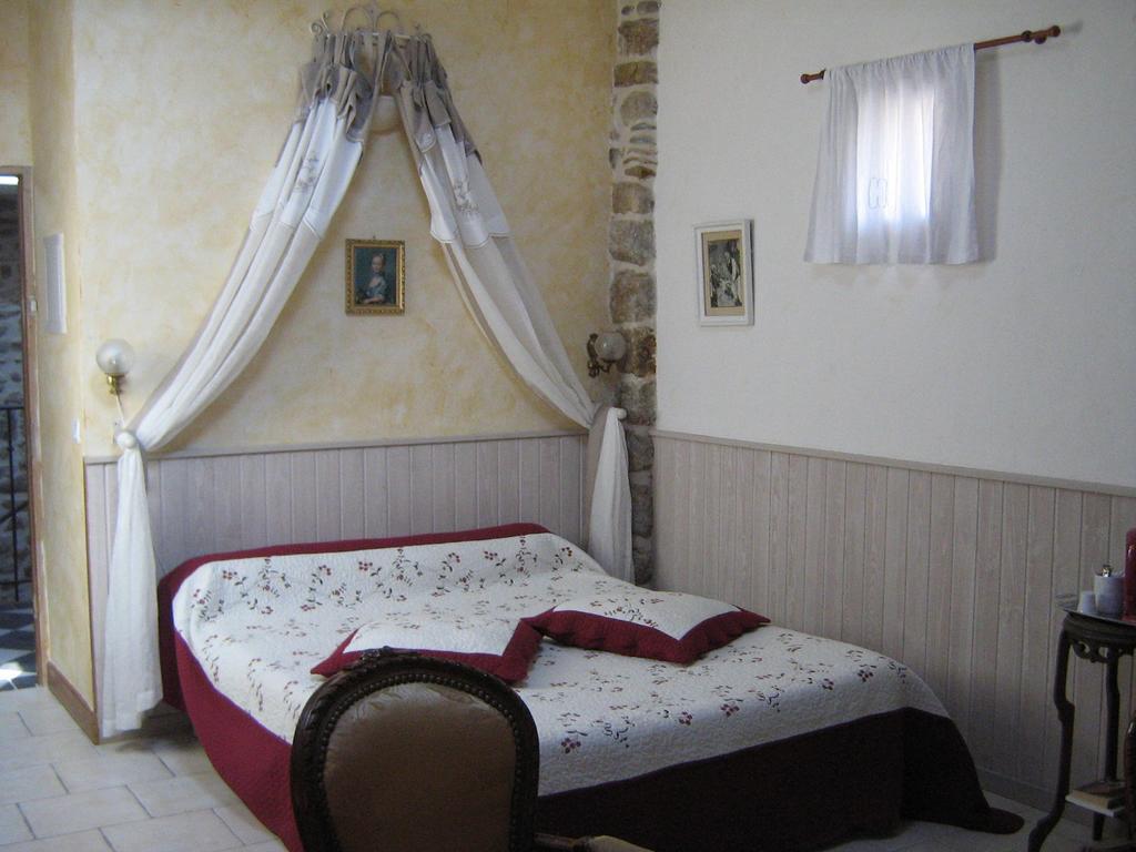Le Mas De La Musardiere Chambres D Hotes Les Assions Exterior photo