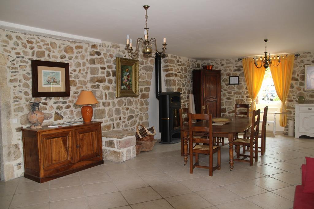 Le Mas De La Musardiere Chambres D Hotes Les Assions Exterior photo